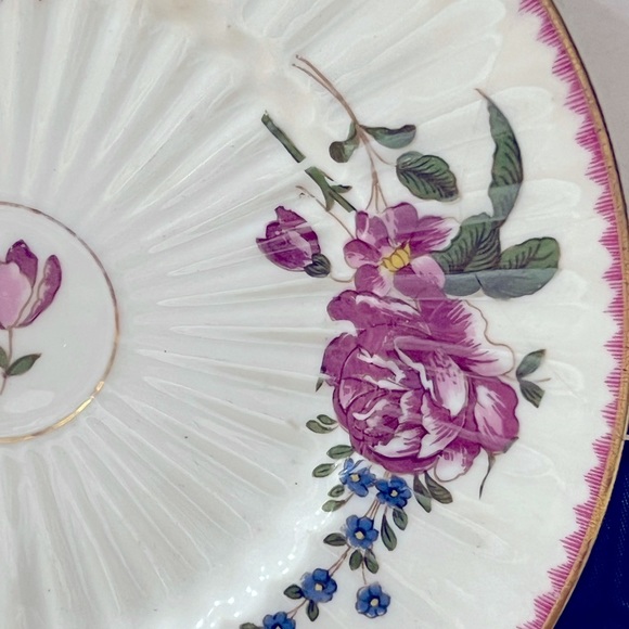 Set of 4 LIMOGES France AA. Lanternier Limoges 4 Salad 7” Plates. - Picture 4 of 11